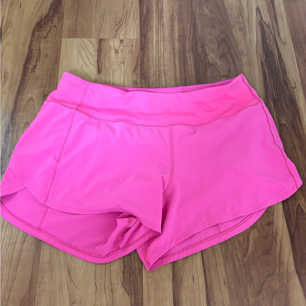 Lululemon shorts 💕